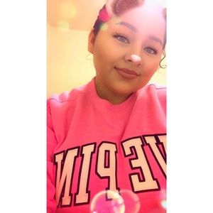 Meet your Posher, Jazmin